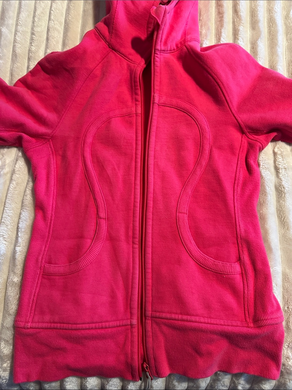 lululemon athletica Red Hooded Jacket with Logo - Picture 4 of 4